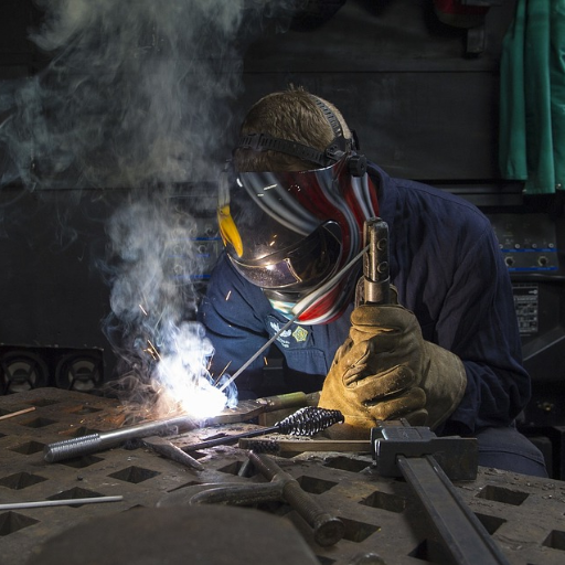 Choose the Right Welding Machine for Your Needs