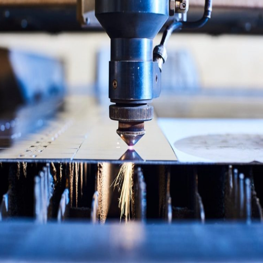 How Does the Type of CO2 Laser Tube Affect Its Service Life?
